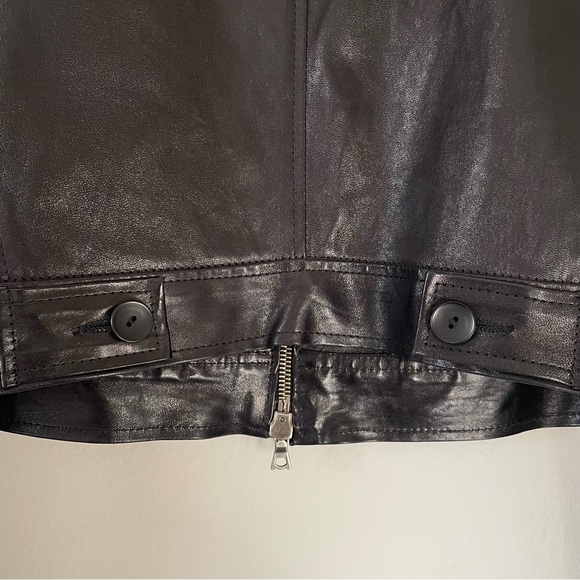 Black Jacket - Picture 8 of 10